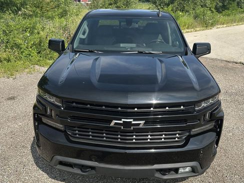 Used 2021 Chevrolet Silverado 1500 RST w/ Convenience Package II AWD/4WD image 8