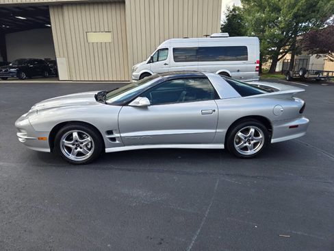 Used 2002 Pontiac Firebird Trans Am w/ SLP Firehawk Pkg RWD image 8