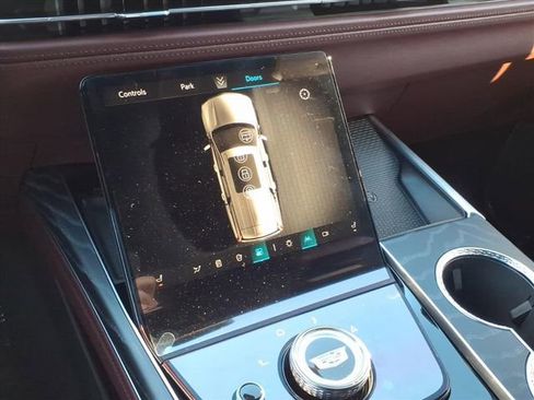 New 2026 Cadillac Escalade Sport w/ Touring Package image 32