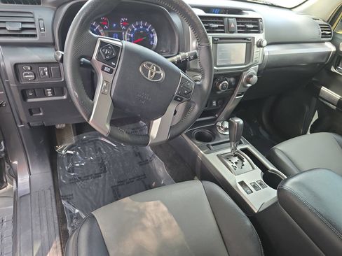 Used 2016 Toyota 4Runner SR5 Premium AWD/4WD image 18