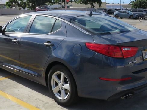 Used 2015 Kia Optima LX FWD image 3