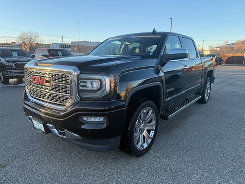 Used 2017 GMC Sierra 1500 Denali w/ Denali Ultimate Package image 2