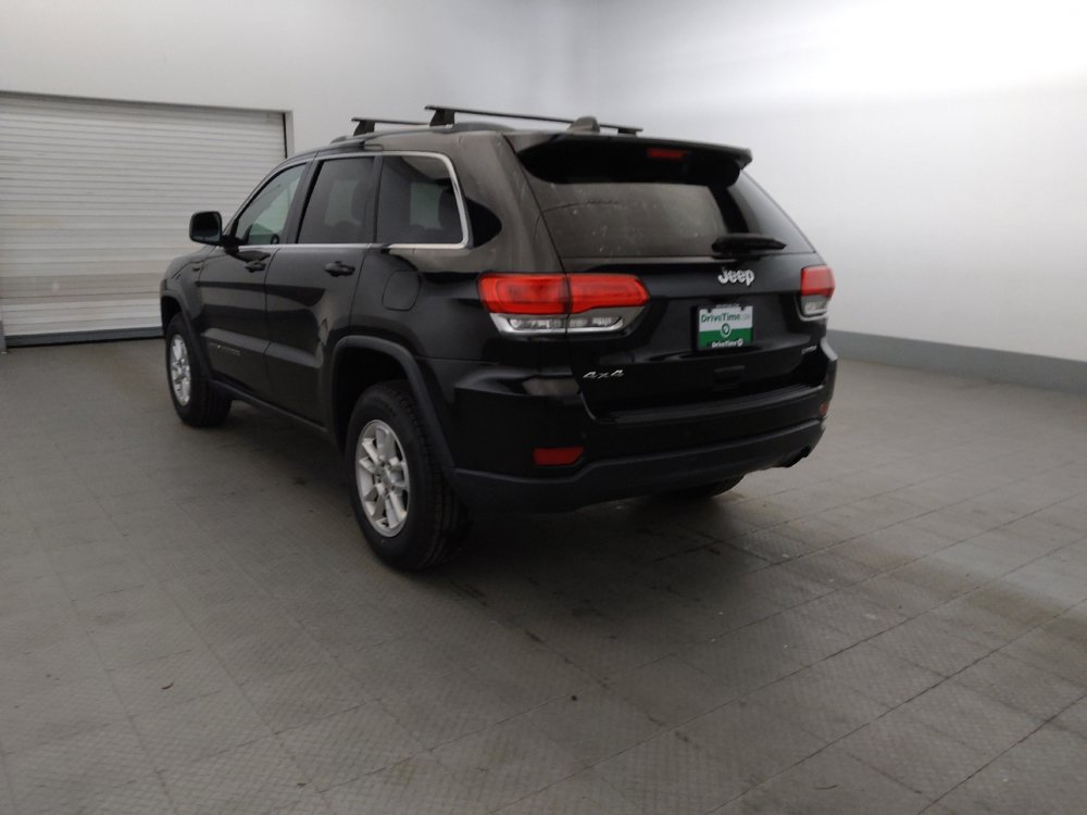 Used 2019 Jeep Grand Cherokee Laredo AWD/4WD image 5