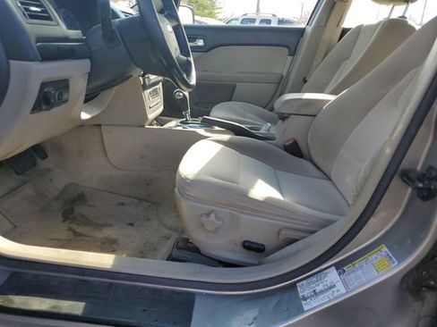Used 2009 Ford Fusion SEL image 4