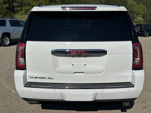 Used 2020 GMC Yukon XL Denali w/ Denali Ultimate Package AWD/4WD image 7