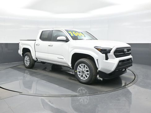 New 2026 Toyota Tacoma SR5 image 1