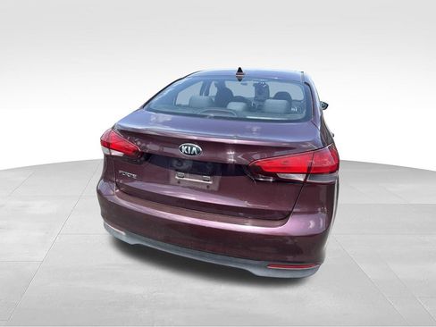 Used 2018 Kia Forte LX w/ LX Popular Package FWD image 3