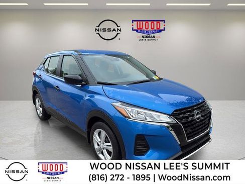 Certified 2025 Nissan Kicks Play S FWD image 1