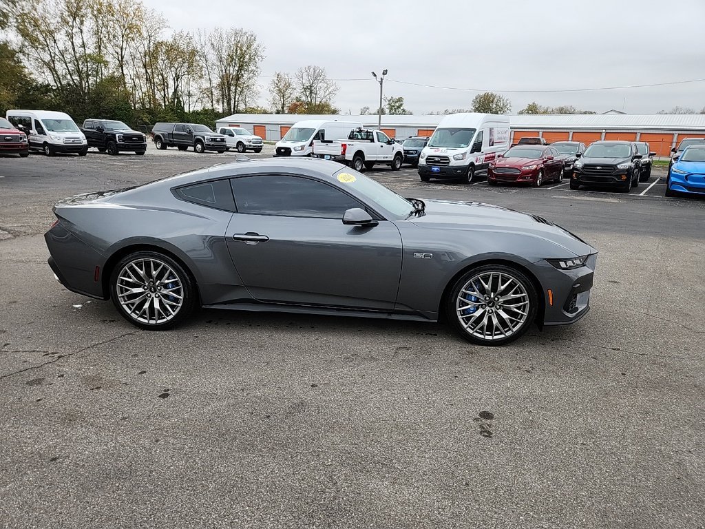 Used 2024 Ford Mustang GT Premium RWD image 4