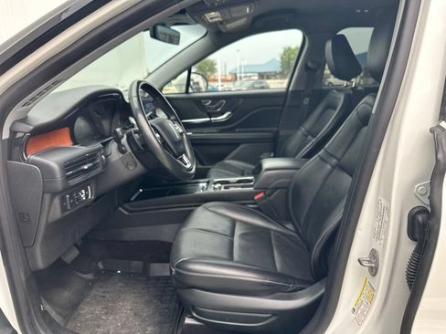 Used 2022 Lincoln Corsair Reserve AWD/4WD image 14