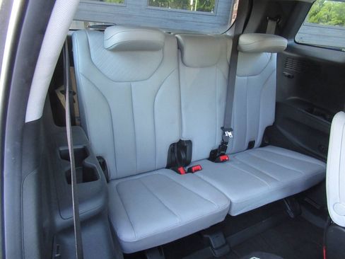 Used 2024 Hyundai Palisade SEL AWD/4WD image 10