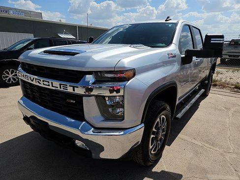 Used 2021 Chevrolet Silverado 2500 LT w/ Convenience Package AWD/4WD image 1