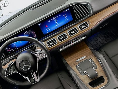 Used 2025 Mercedes-Benz GLE 450 4MATIC image 22