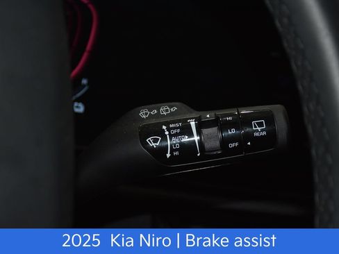 Certified 2025 Kia Niro EX FWD image 12