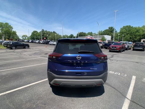 Used 2023 Nissan Rogue SV AWD/4WD image 4