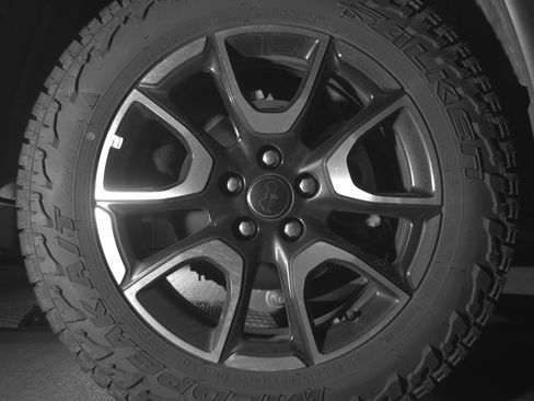 Used 2025 Jeep Compass Trailhawk image 15