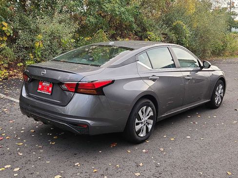 Certified 2025 Nissan Altima 2.5 S image 4