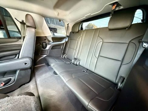 Used 2019 GMC Yukon SLT image 34