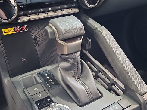 New 2026 Toyota Tacoma 4x4 Double Cab Hybrid image 17