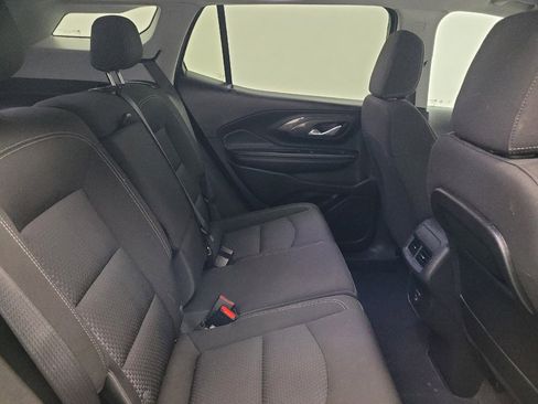 Used 2024 GMC Terrain SLE image 19