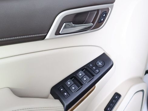 Used 2019 GMC Yukon Denali AWD/4WD image 34