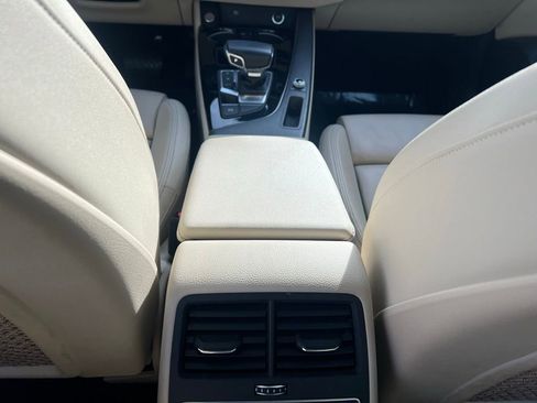 Used 2023 Audi A4 2.0T Premium w/ Convenience Package image 22
