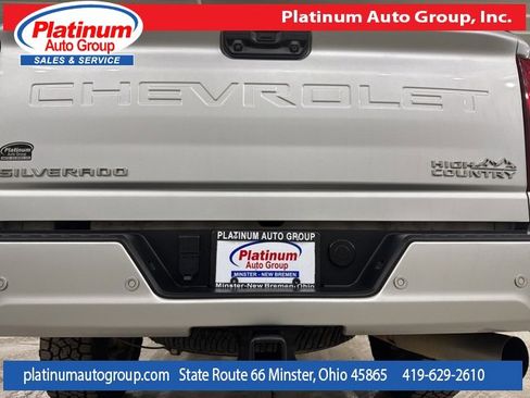 Used 2022 Chevrolet Silverado 2500 High Country w/ Technology Package image 56