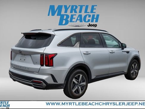 Used 2021 Kia Sorento S w/ Panoramic Sunroof Package image 6