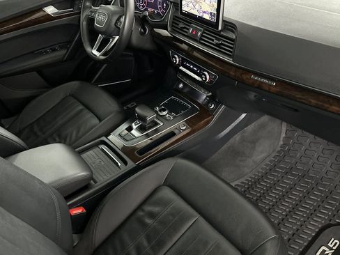Used 2019 Audi Q5 Premium Plus image 16