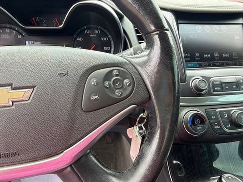 Used 2016 Chevrolet Impala LT w/ Convenience Package FWD image 19