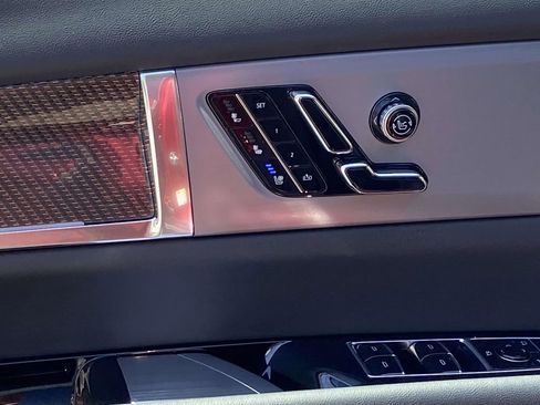New 2026 Cadillac Vistiq Sport AWD/4WD image 17