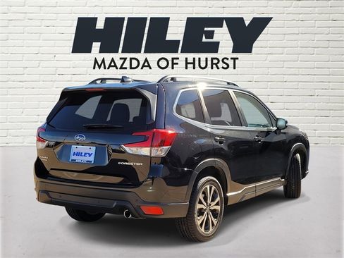 Used 2024 Subaru Forester Limited image 5