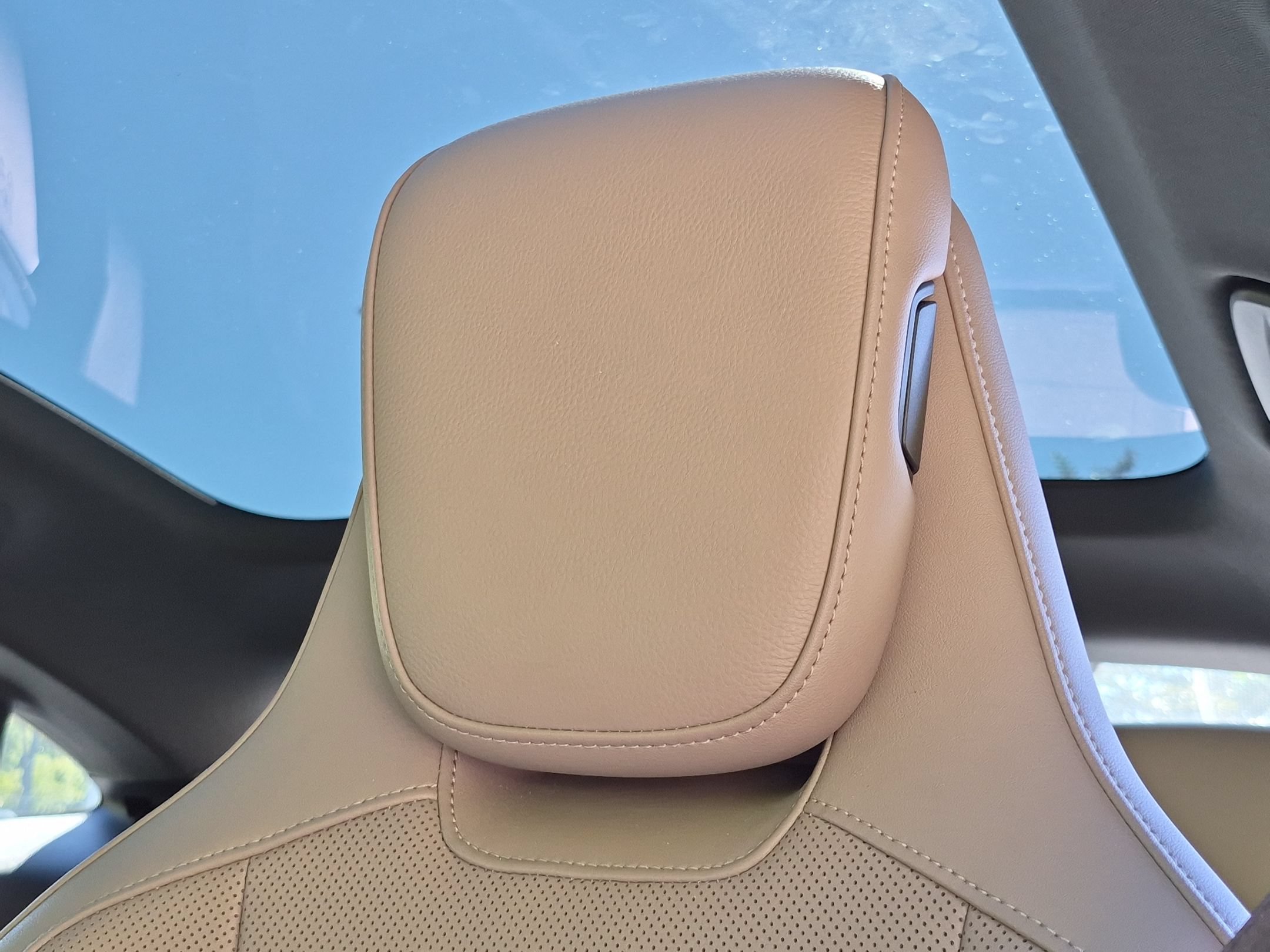 Certified 2022 Porsche Taycan RWD image 6