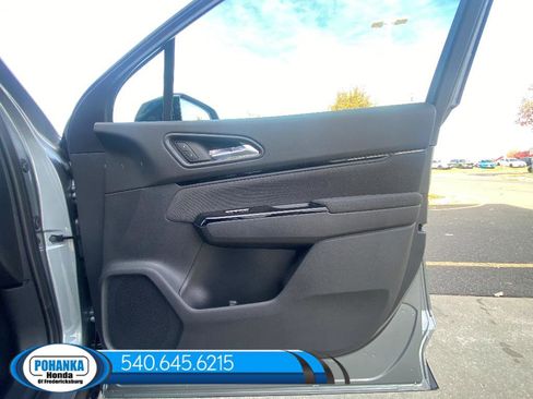 New 2025 Honda Prologue EX image 29