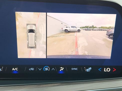Certified 2025 Chevrolet Tahoe Z71 w/ Comfort Package AWD/4WD image 15