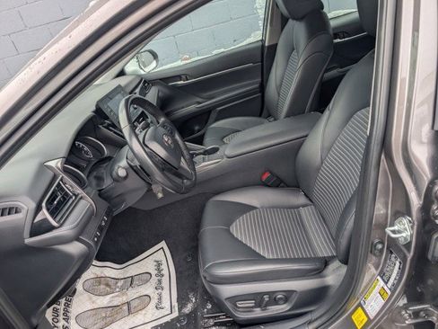 Used 2023 Toyota Camry SE image 15