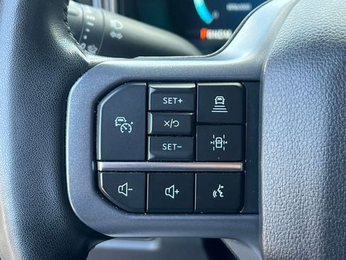 Used 2023 Ford F250 Lariat w/ Lariat Ultimate Package AWD/4WD image 26