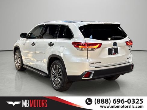 Used 2019 Toyota Highlander Limited AWD/4WD image 3