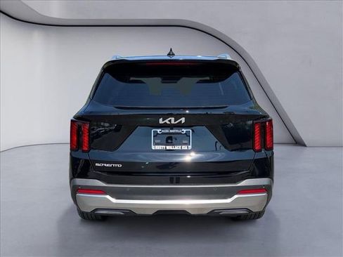 New 2026 Kia Sorento EX FWD image 4