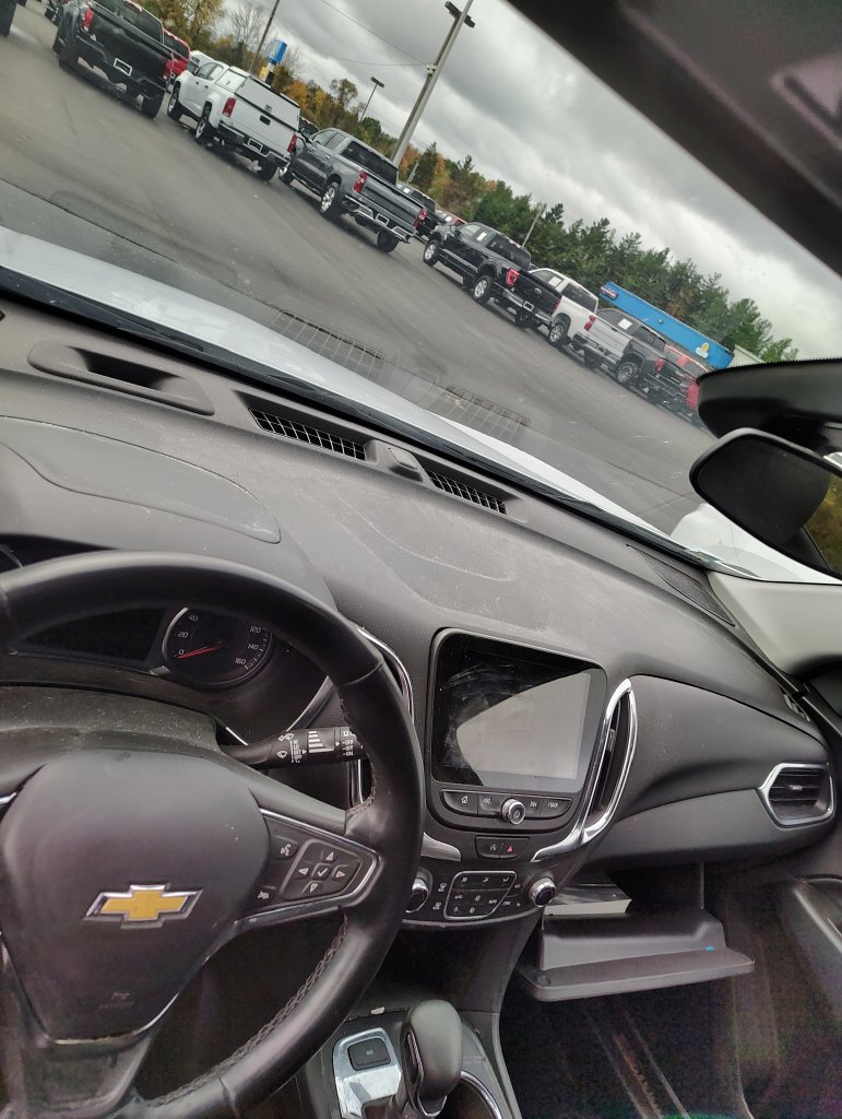 Used 2024 Chevrolet Equinox LT AWD/4WD image 17