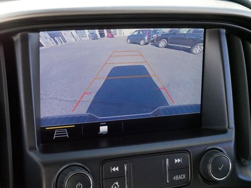 Used 2022 Chevrolet Colorado Z71 AWD/4WD image 30