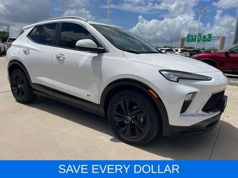 Used 2026 Buick Encore GX Sport Touring FWD image 7
