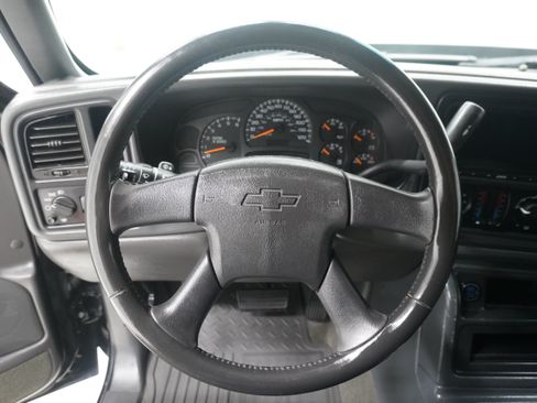 Used 2005 Chevrolet Silverado 1500 LS w/ Light Duty Power Package RWD image 14