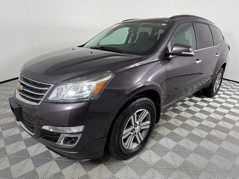 Used 2015 Chevrolet Traverse LT image 9