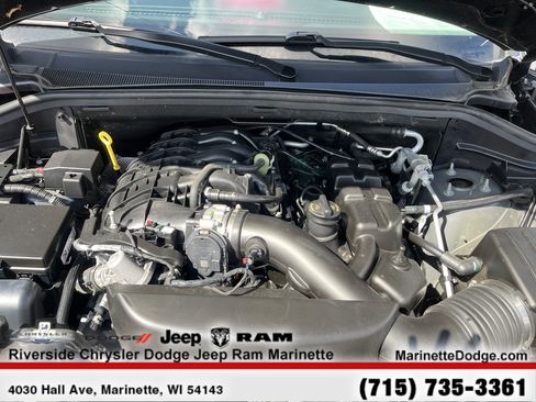 Used 2024 Dodge Durango SXT w/ SXT Blacktop Group image 13