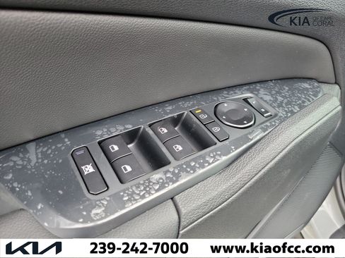 New 2026 Kia Sportage EX FWD image 22