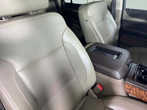 Used 2020 Chevrolet Suburban Premier w/ 6.2L Performance Package image 36