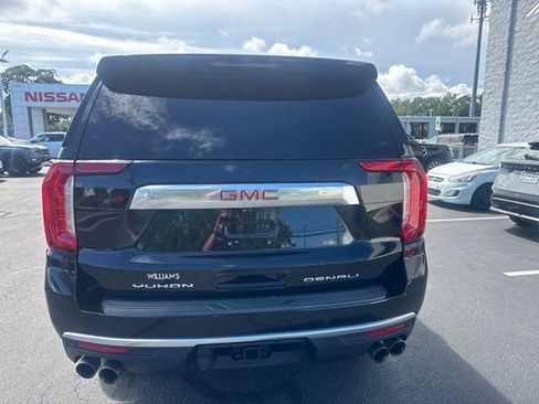 Used 2021 GMC Yukon Denali w/ Denali Premium Package AWD/4WD image 8