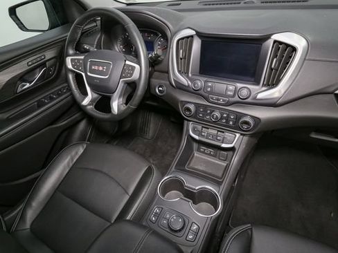 Used 2024 GMC Terrain SLT AWD/4WD image 19