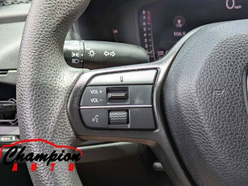 Used 2023 Honda Accord LX image 25